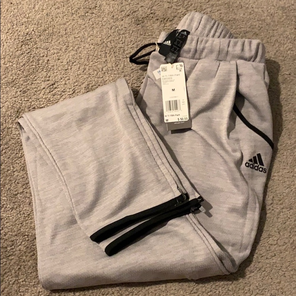 Adidas Womens Team Issue 7/8 Length Pant